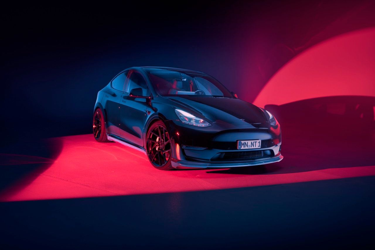 Front-end de um Tesla Model Y da Novitec