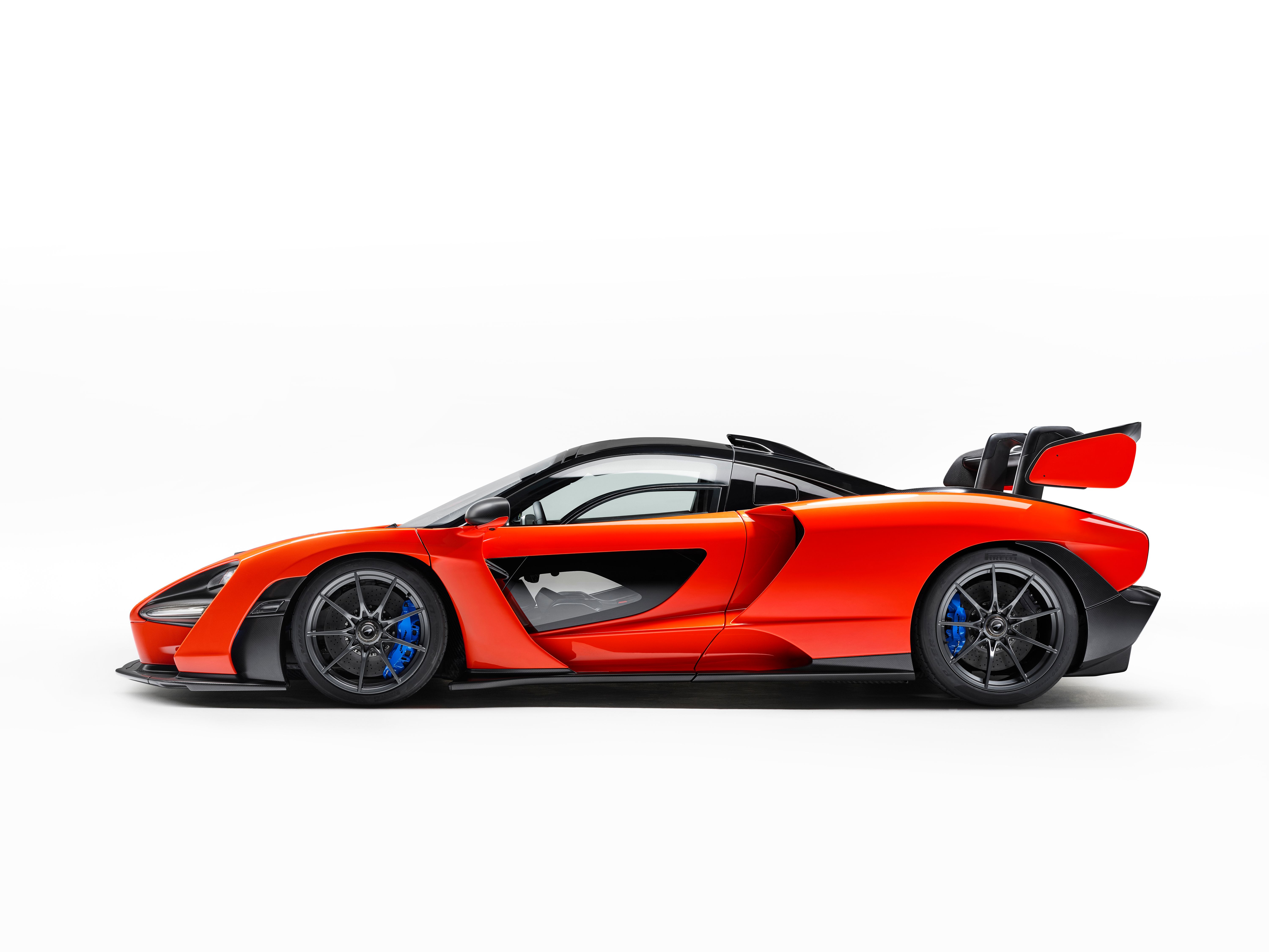 New facts, figures and a shade of grey revealed for McLaren Senna