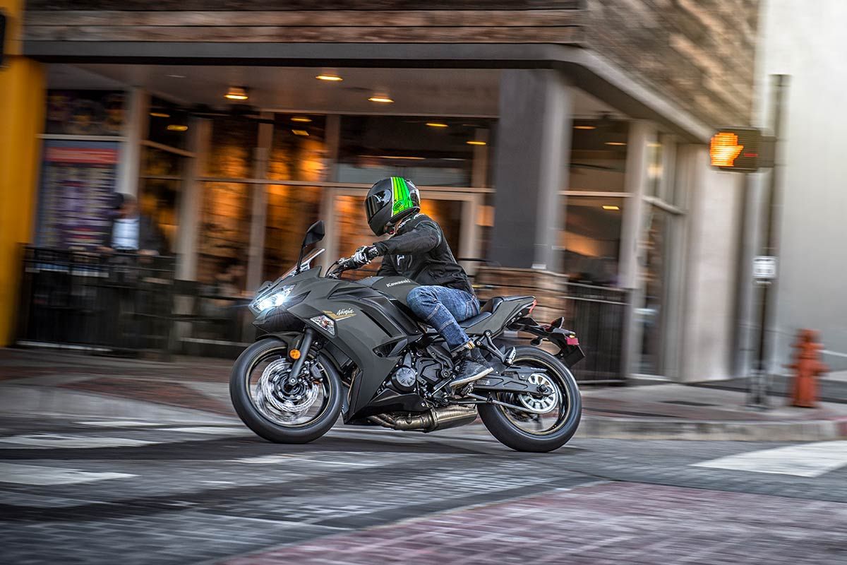 10 Reasons Kawasaki Ninja Is The Best For Beginners