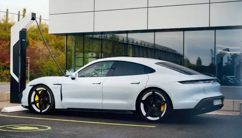 White 2020 Porsche Taycan