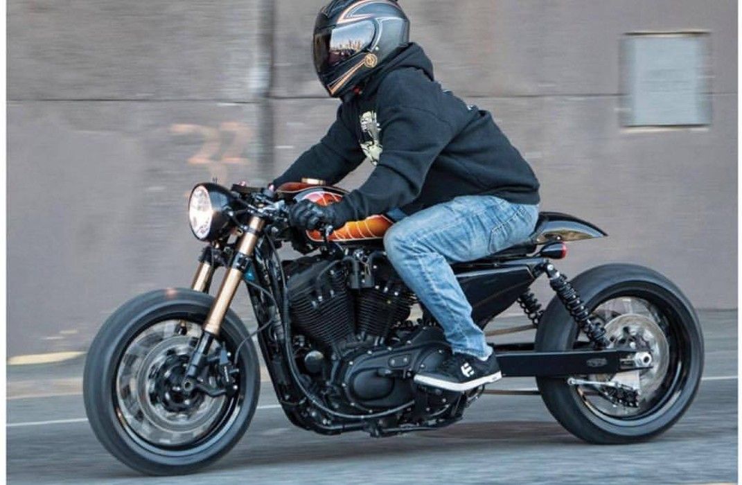 Custom Harley-Davidson Nightser A&J Cycles 4