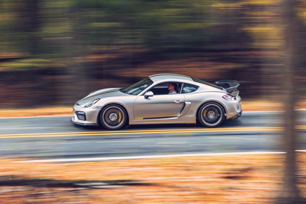 2023 Porsche 718 GT4 da DeMan Motorsport