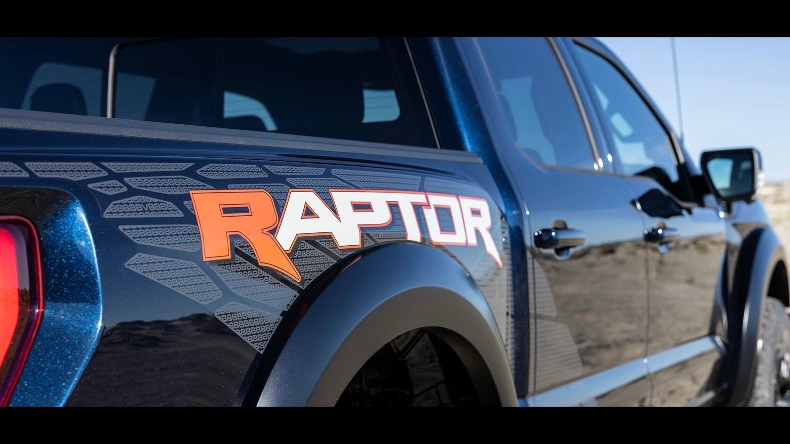Ford-F-150_Raptor_R-2023