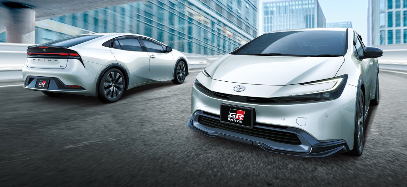 Foto dinâmica do Toyota Prius com GR Parts
