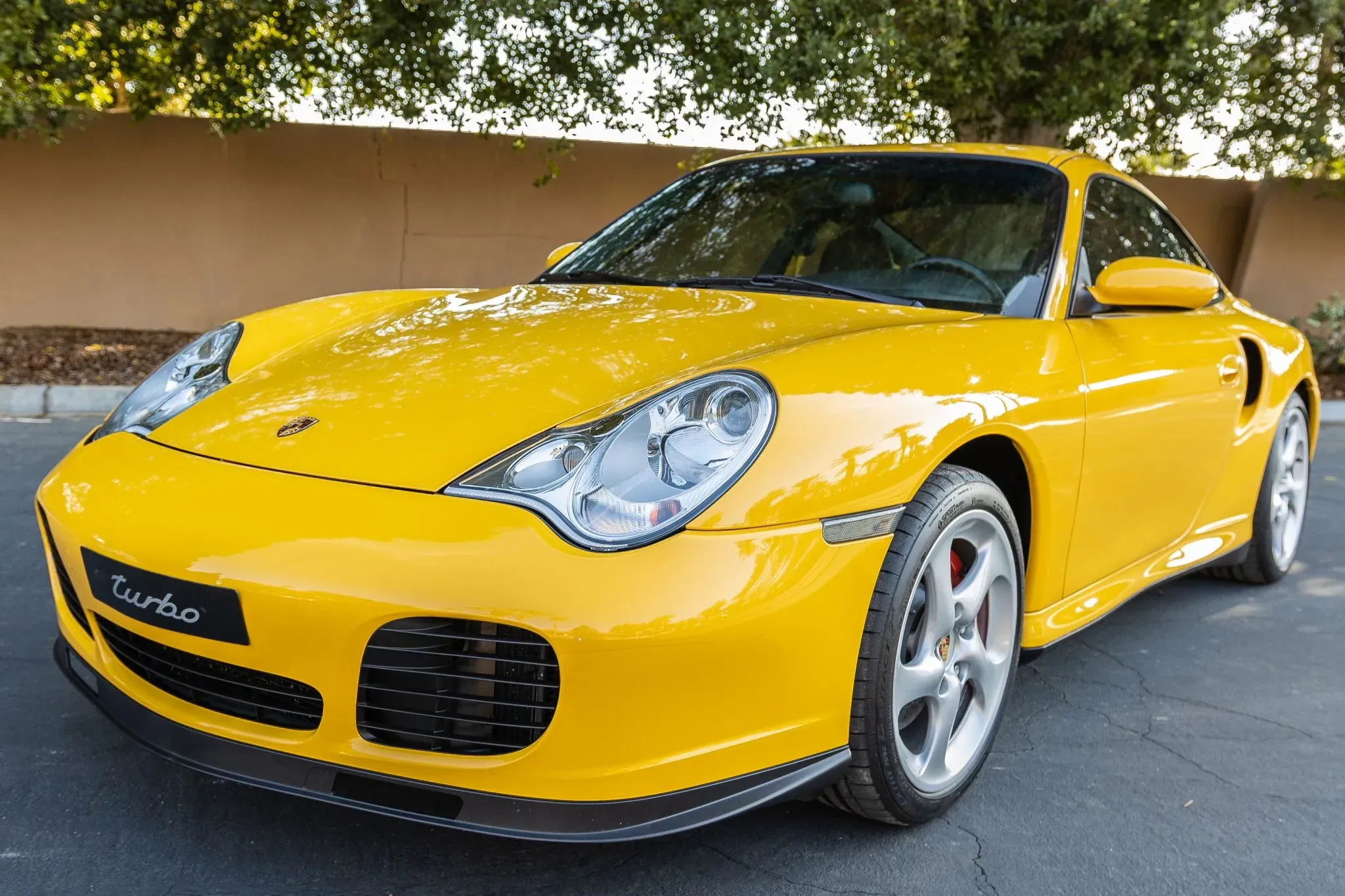 Is a Porsche 996 fast?