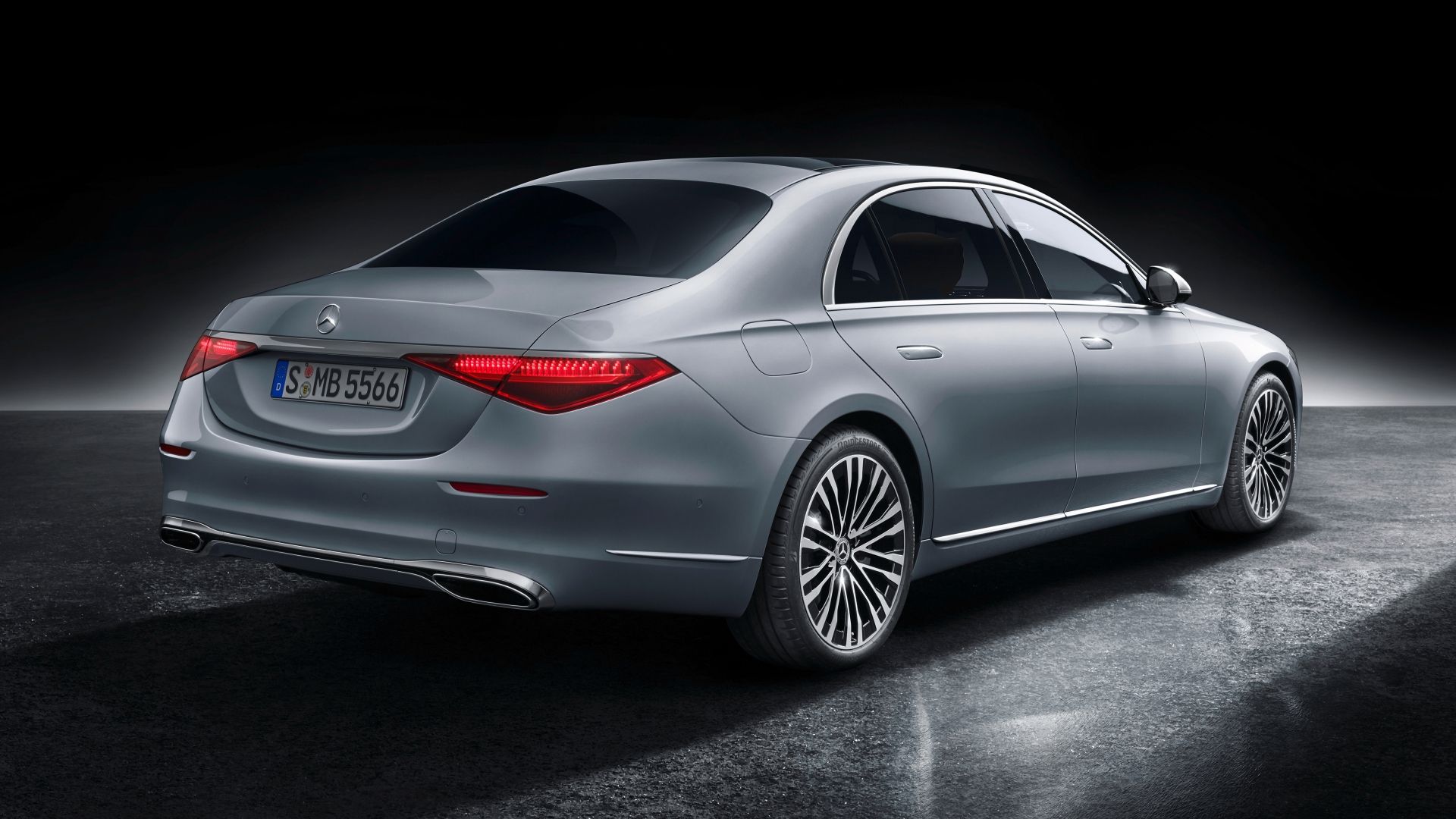 Mercedes-Benz Classe S prateado