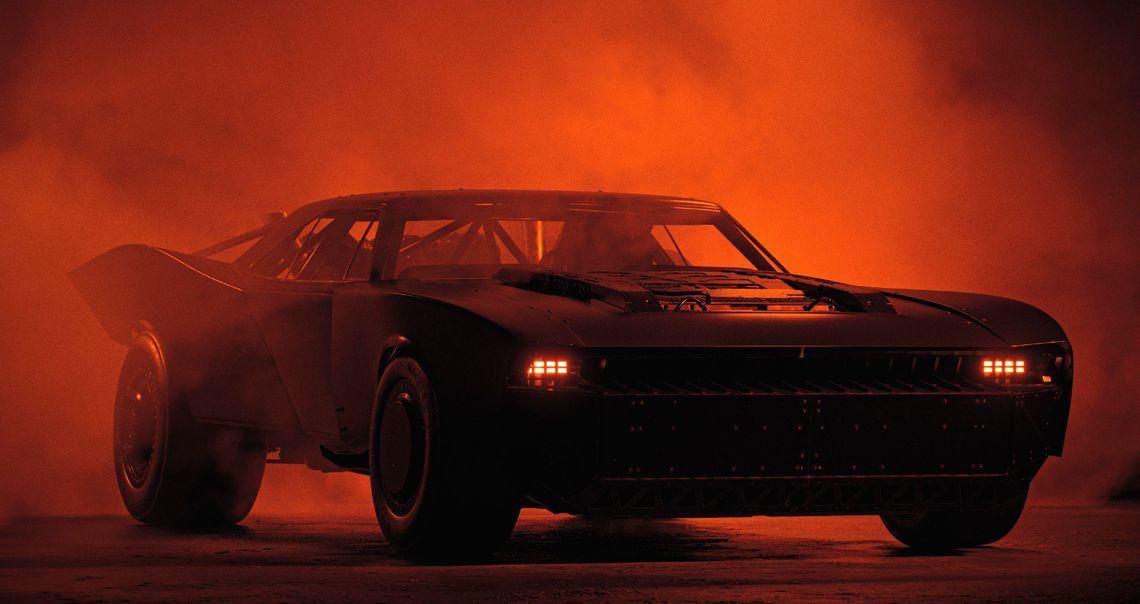 Robert-Pattinson-2022-O-Batman-Batmóvel