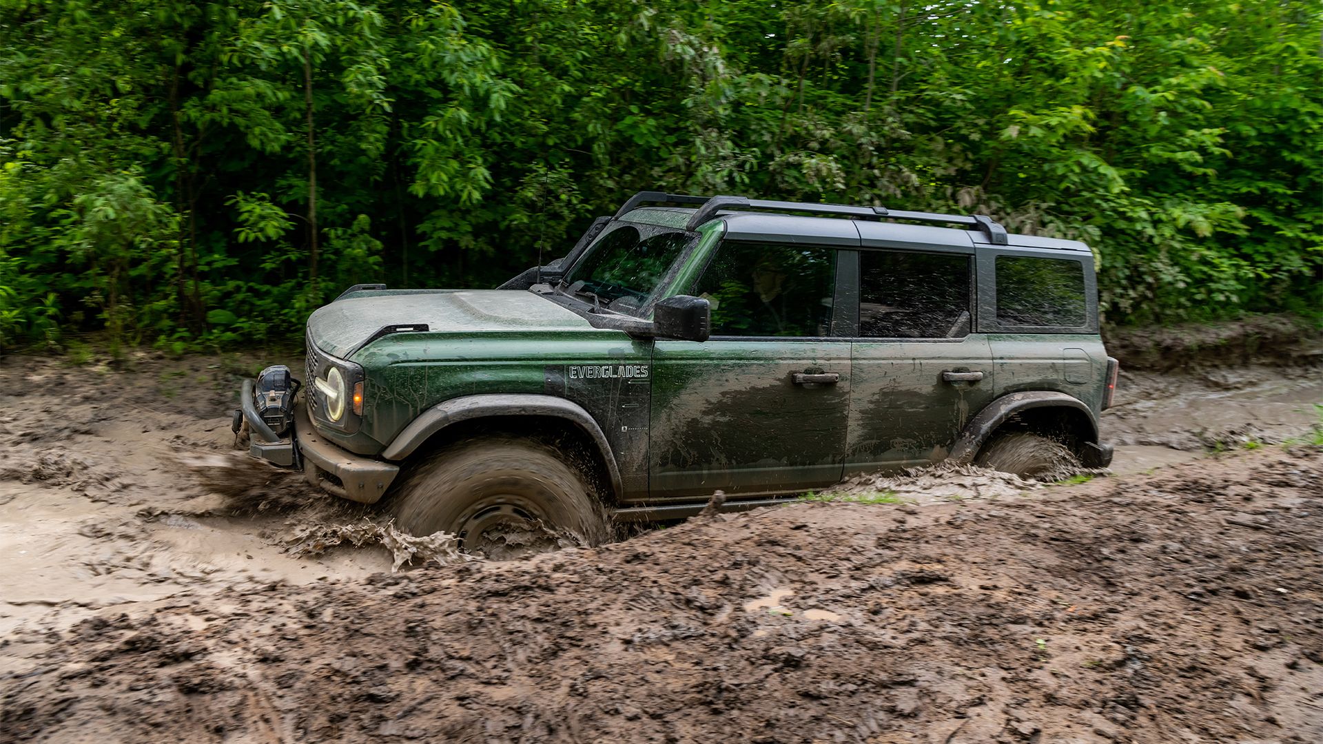 Foto de ação do Ford Bronco Everglades