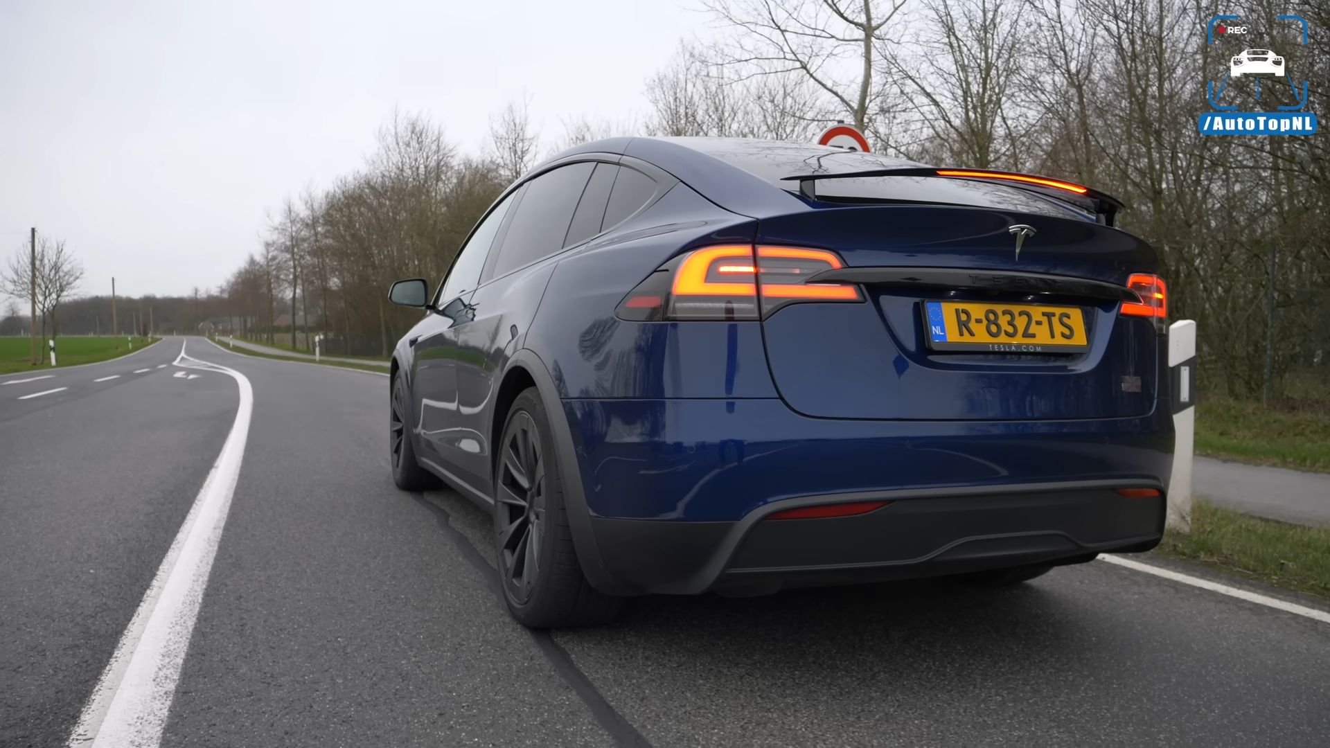 How Fast Is The 1,020 HP Tesla Model X Plaid On The Autobahn?