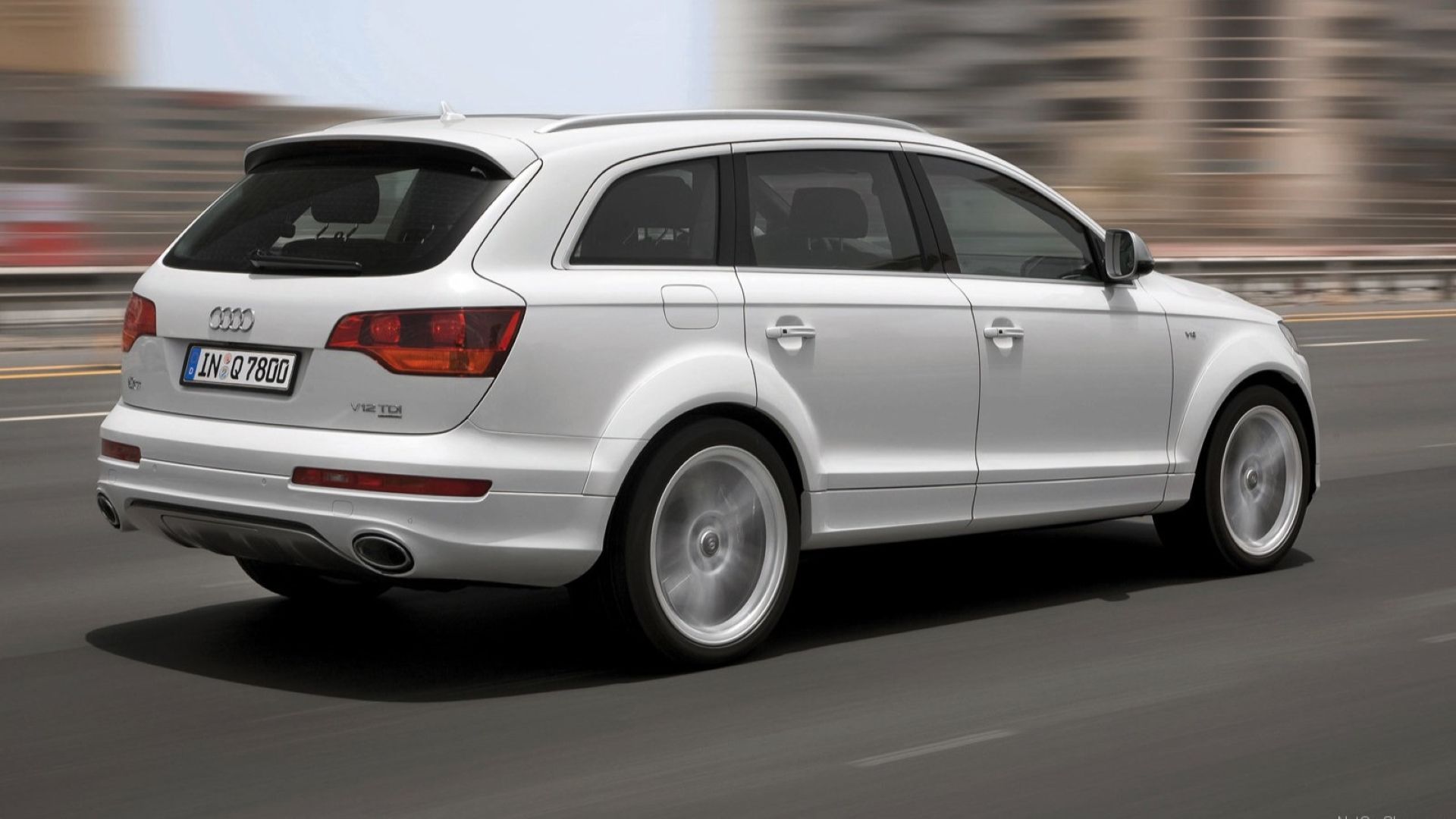 10 Reasons Why The Audi Q7 Is The Best Luxury SUV