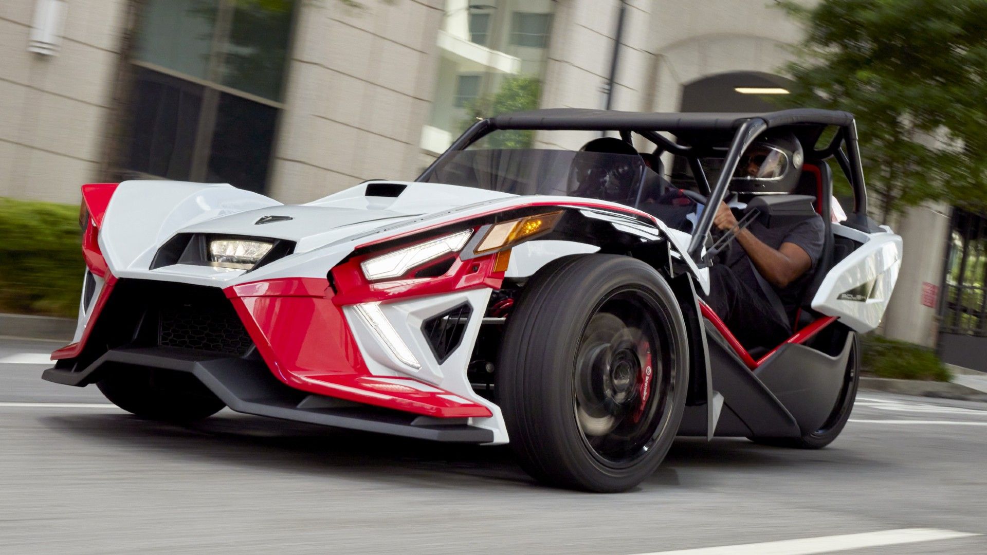 2023 Polaris Slingshot Roush Edition Action