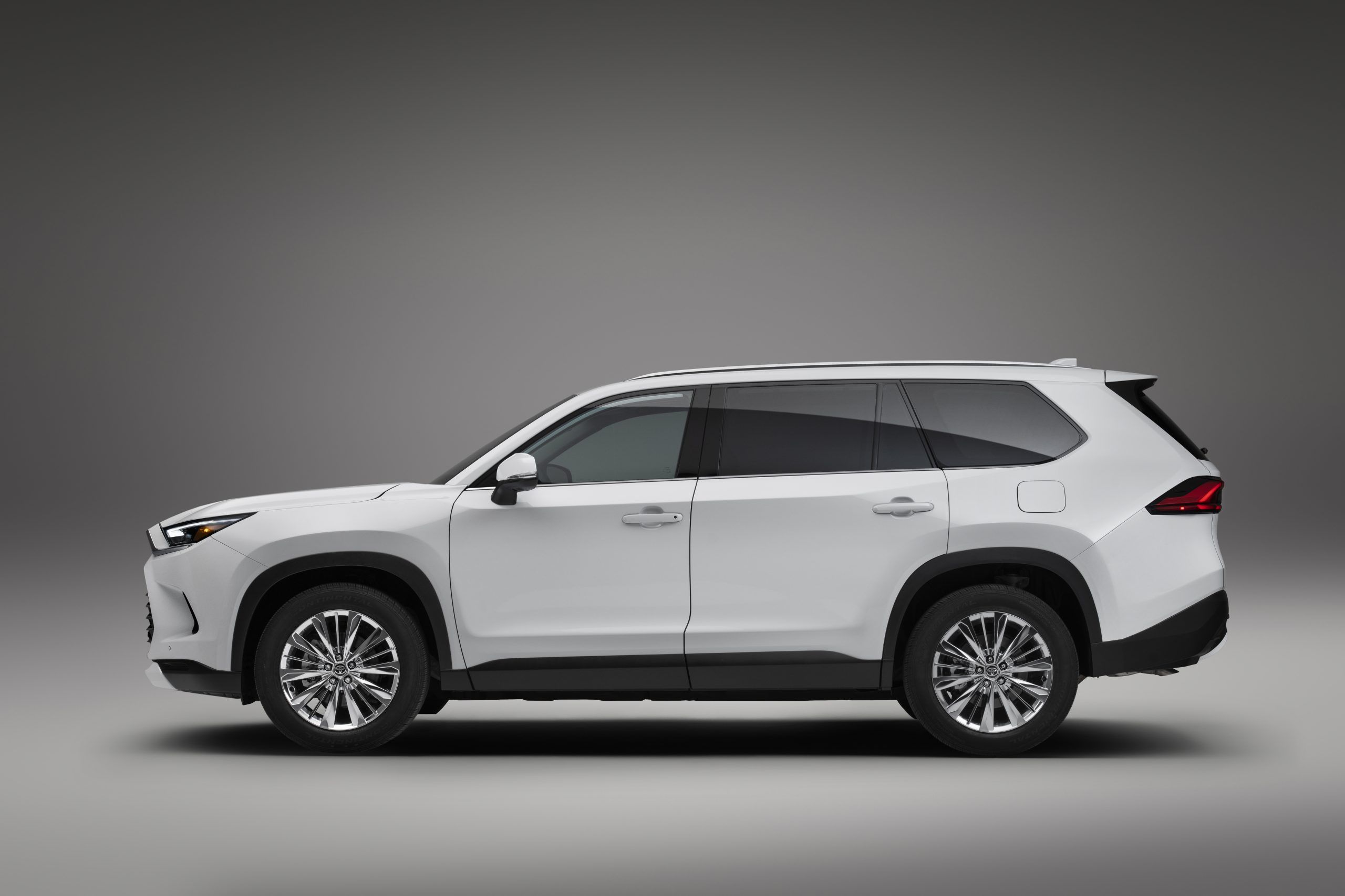 Toyota Adds To Its SUV Lineup WIth The Grand Highlander For 2023