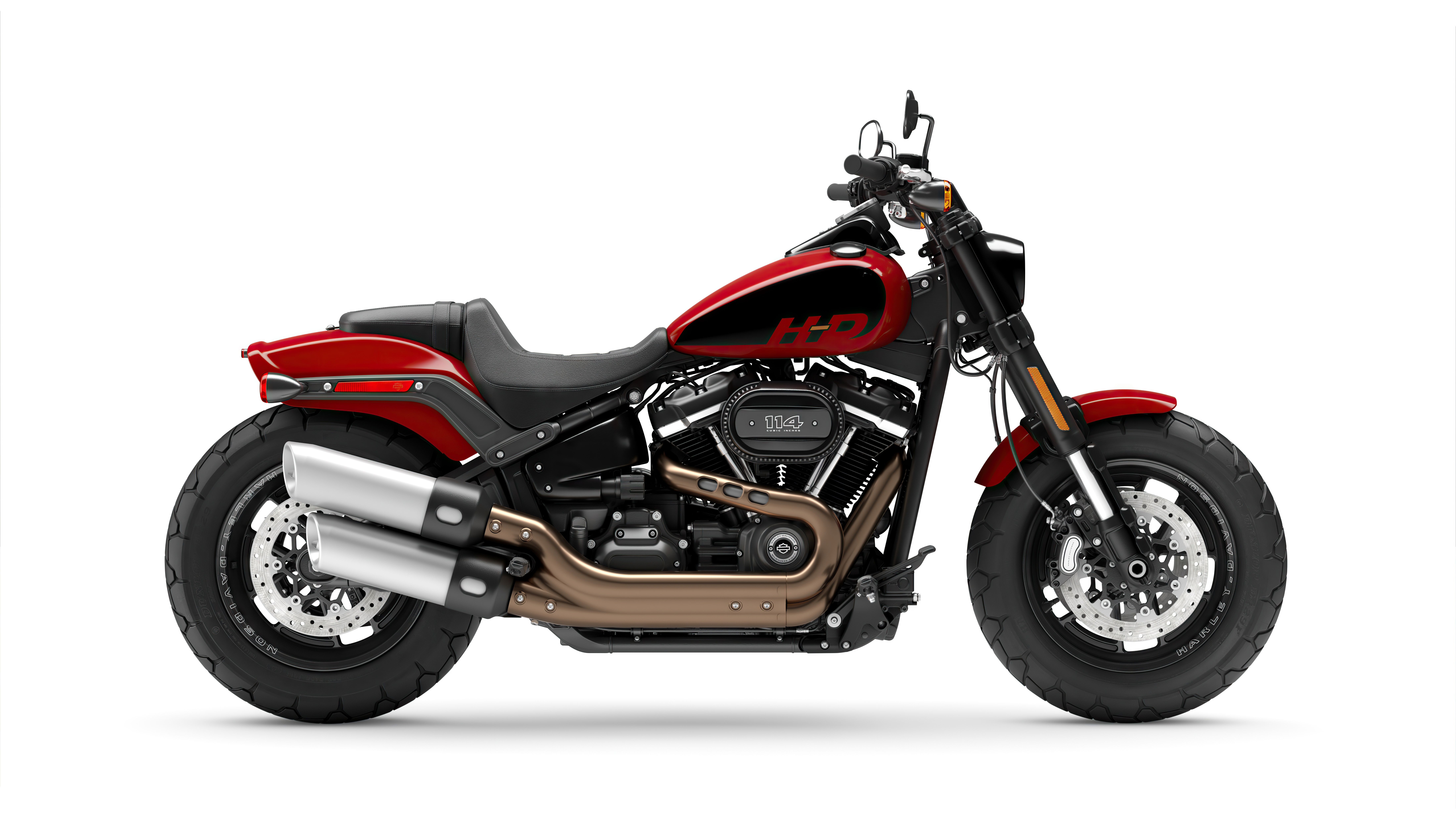 Foto samping Harley-Davidson Fat Bob 2023