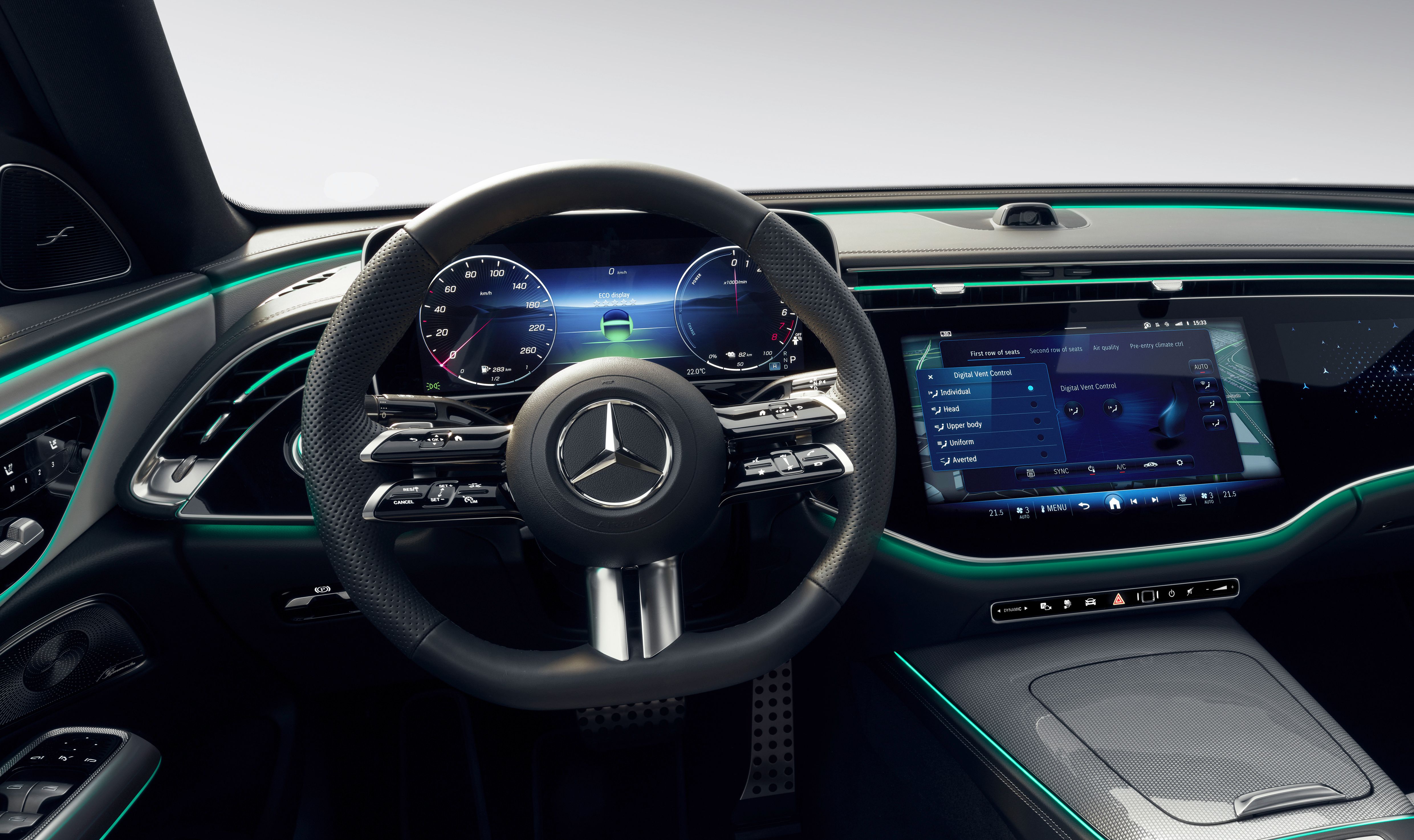 Foto do interior do Mercedes-Benz Classe E 2024