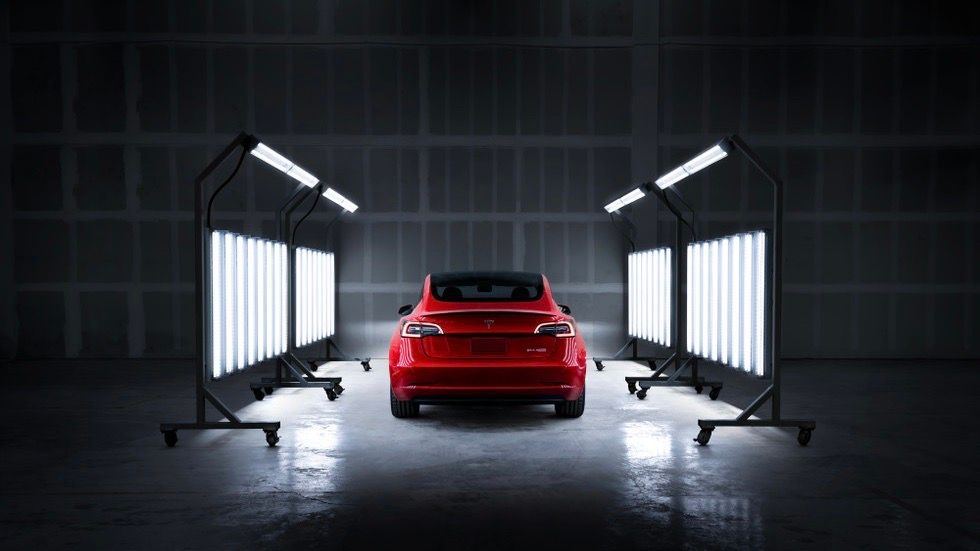 Tesla Modelo Y Vermelho