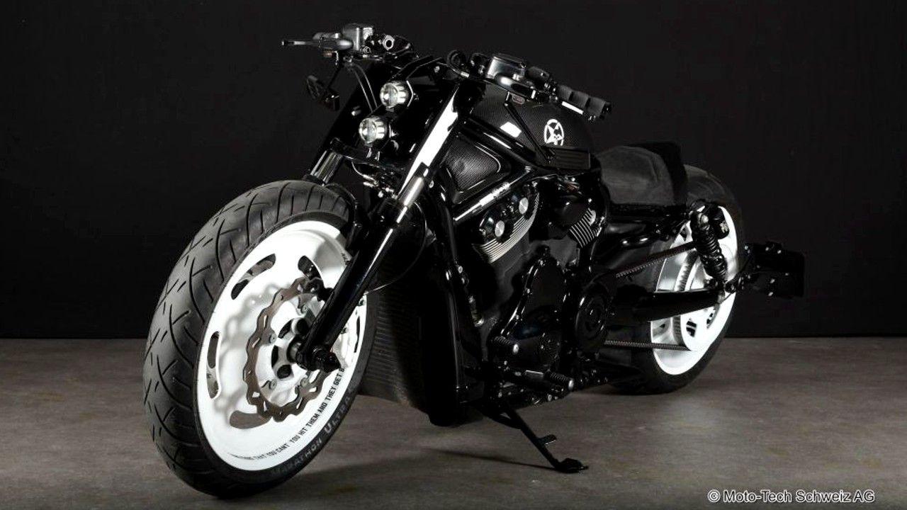 Custom Harley-Davidson Night Rod MotoTech 1