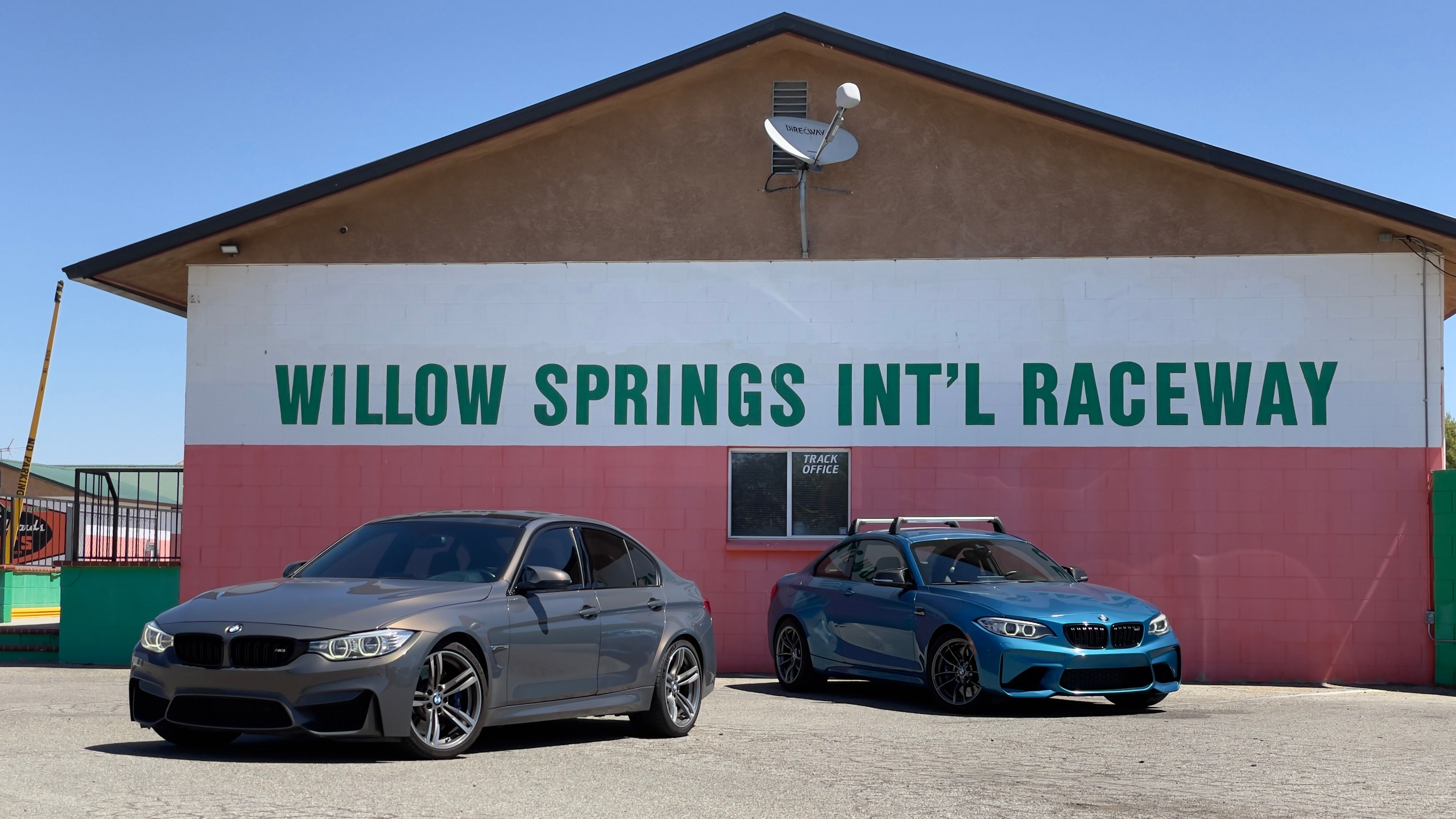 BMWs at Willow Springs