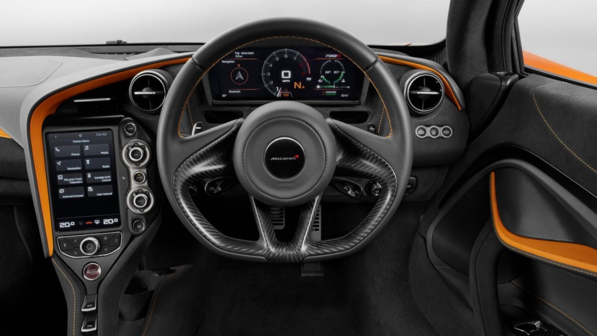 Vista da cabine do McLaren 720S 