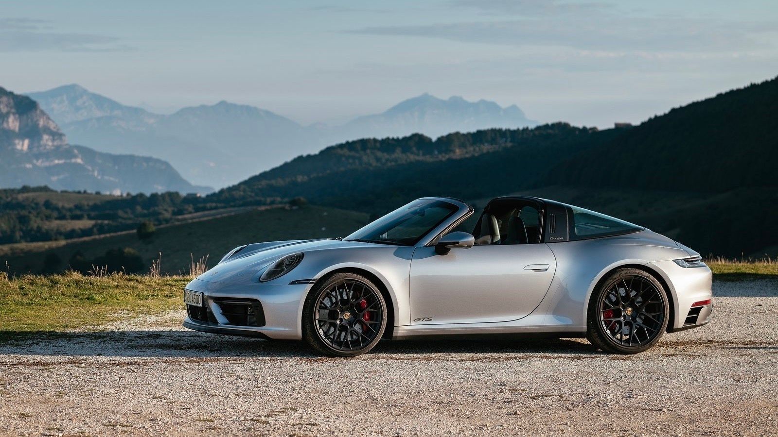 Porsche Releases a Limited-Edition Hybrid