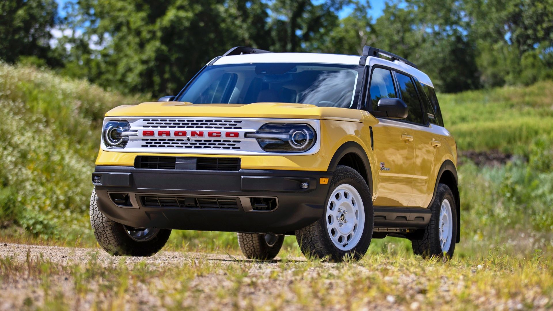 Yellow 2023 Ford Bronco Heritage Limited Edition 