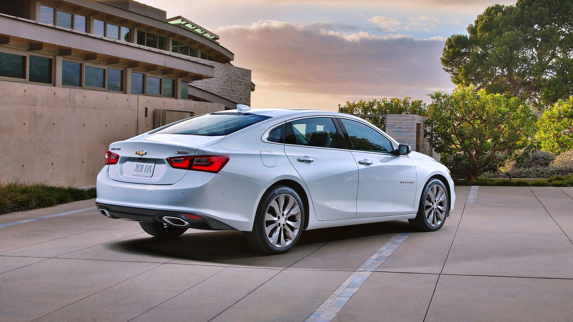 redimensionar_Chevrolet-Malibu-02