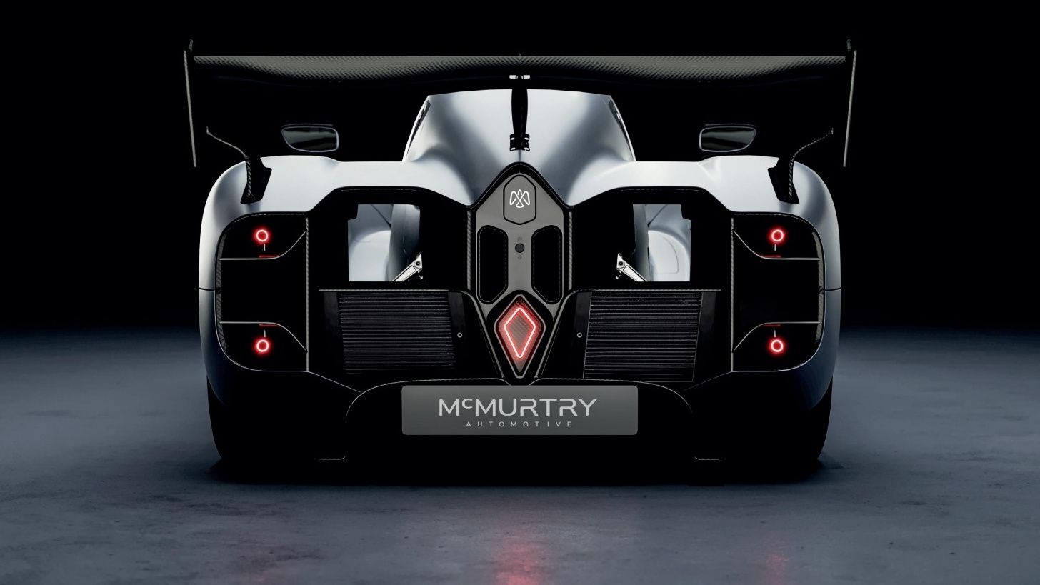 Uma foto de estúdio traseira do hipercarro McMurtry Spéarling EV