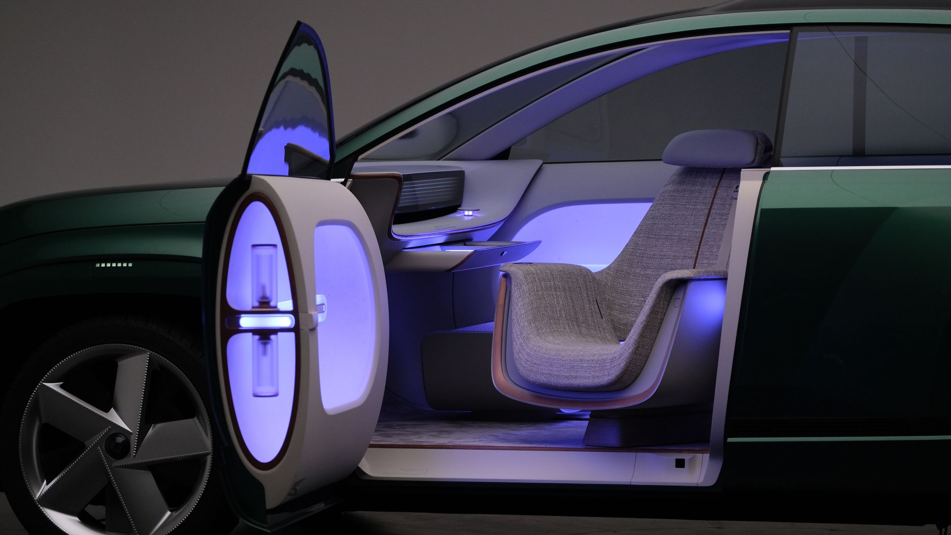 Hyundai Ioniq 7 dengan lampu UVC
