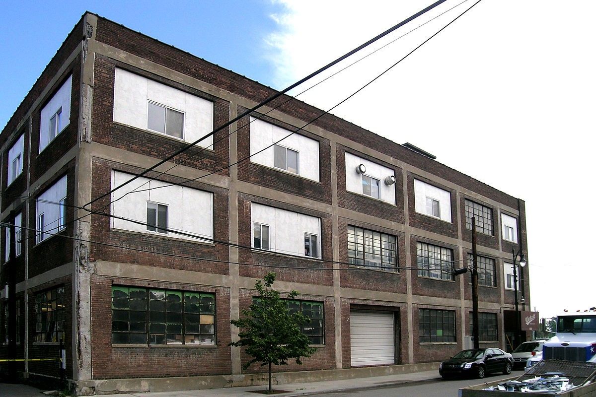 Pabrik Perakitan Cadillac Amsterdam Street - Detroit Michigan