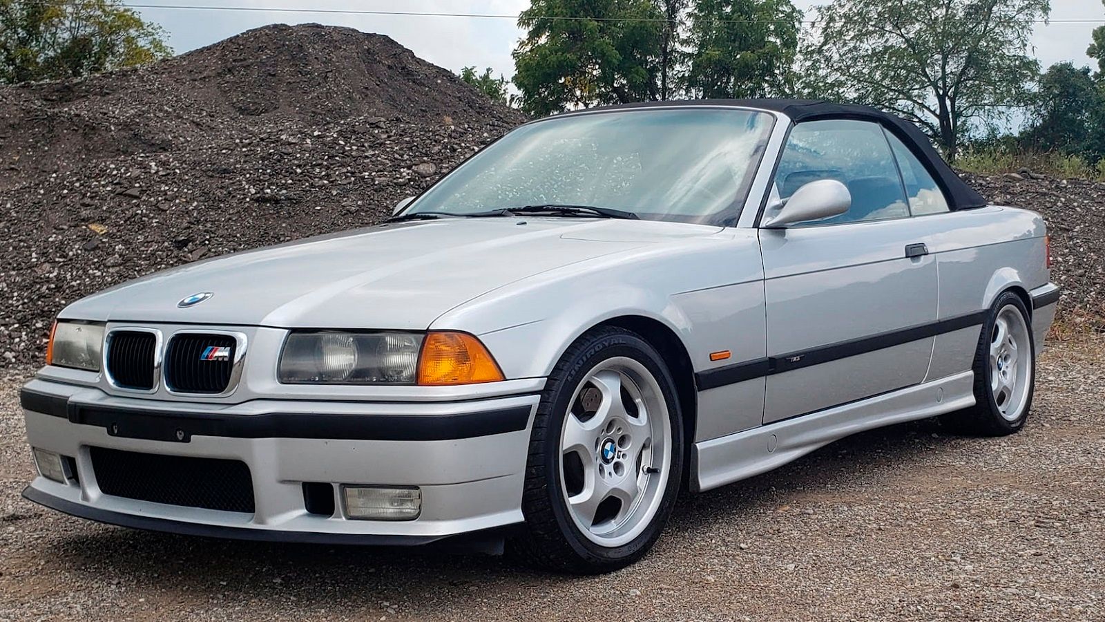 A parked 1999 BMW M3 Convertible