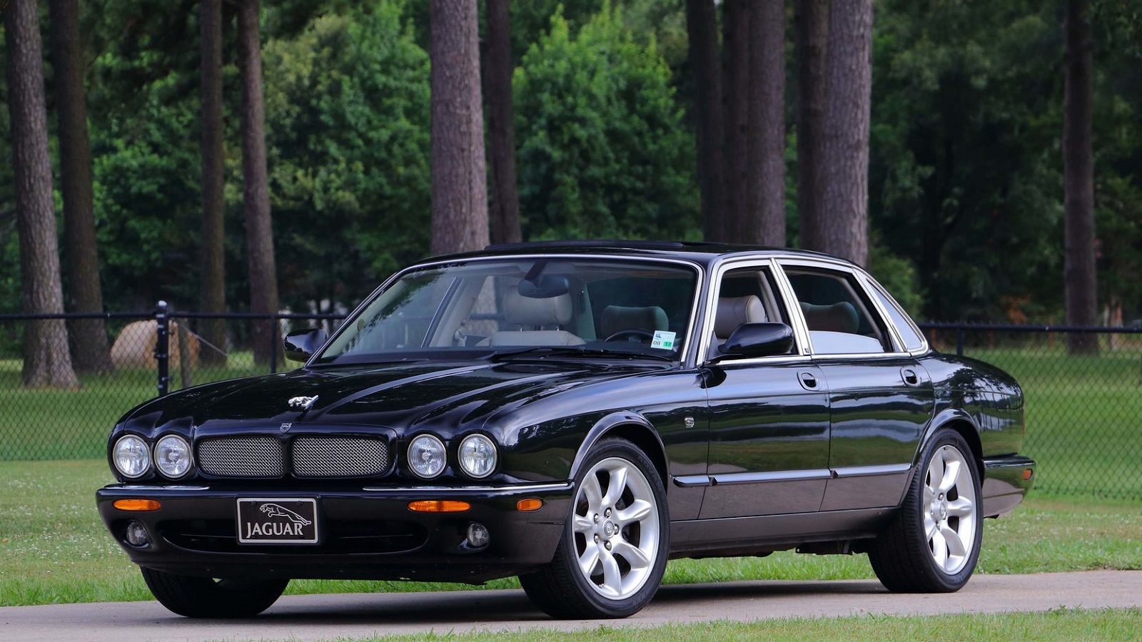 A parked 2000 Jaguar XJR 