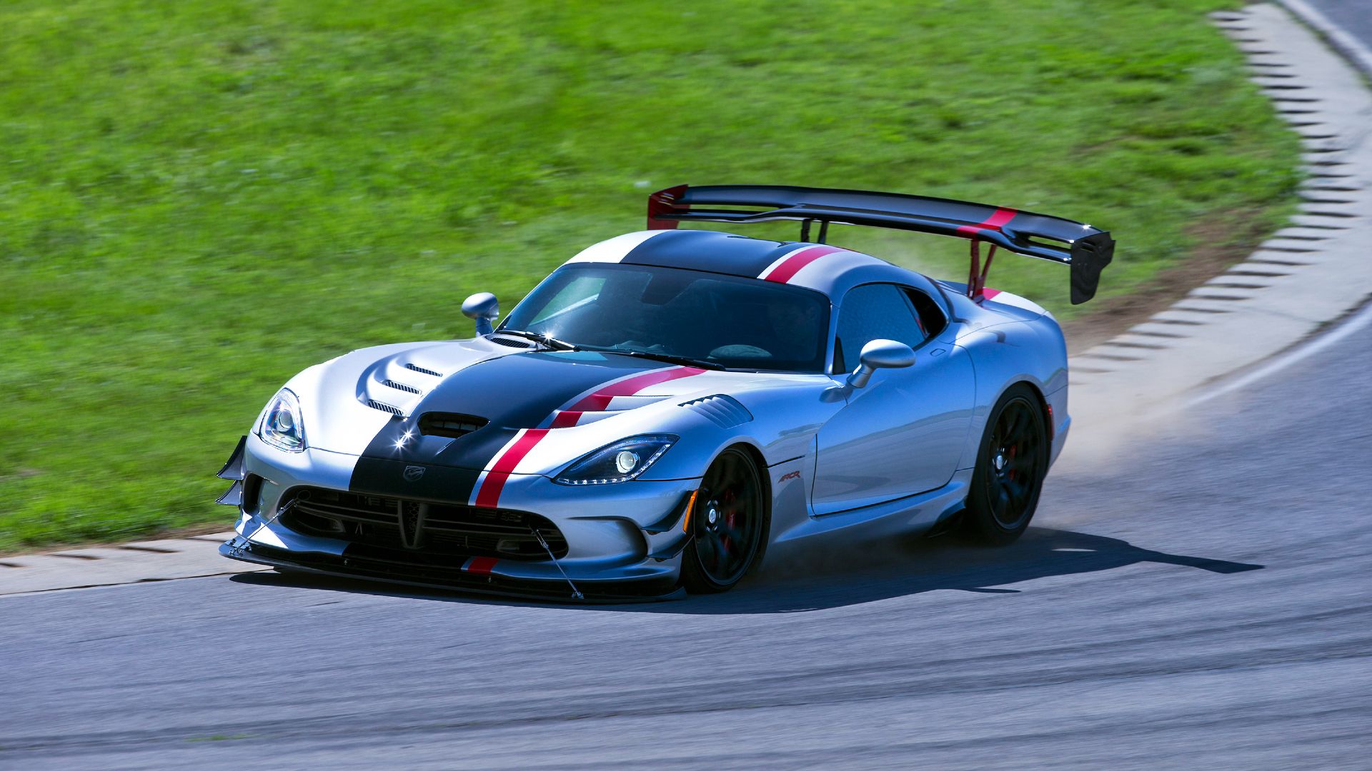 2017 Dodge Viper ACR silver 