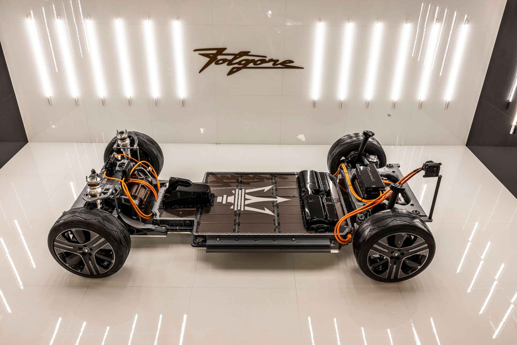 2024 Maserati Grecale Folgore 12