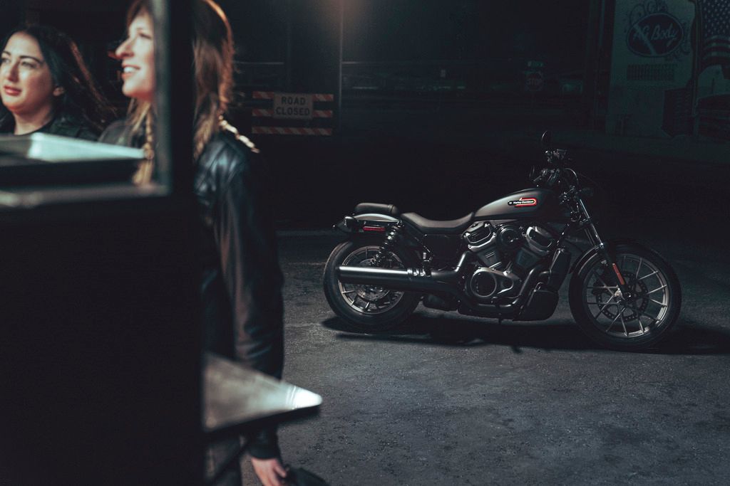 Tembakan statis Harley Davidson Nightster