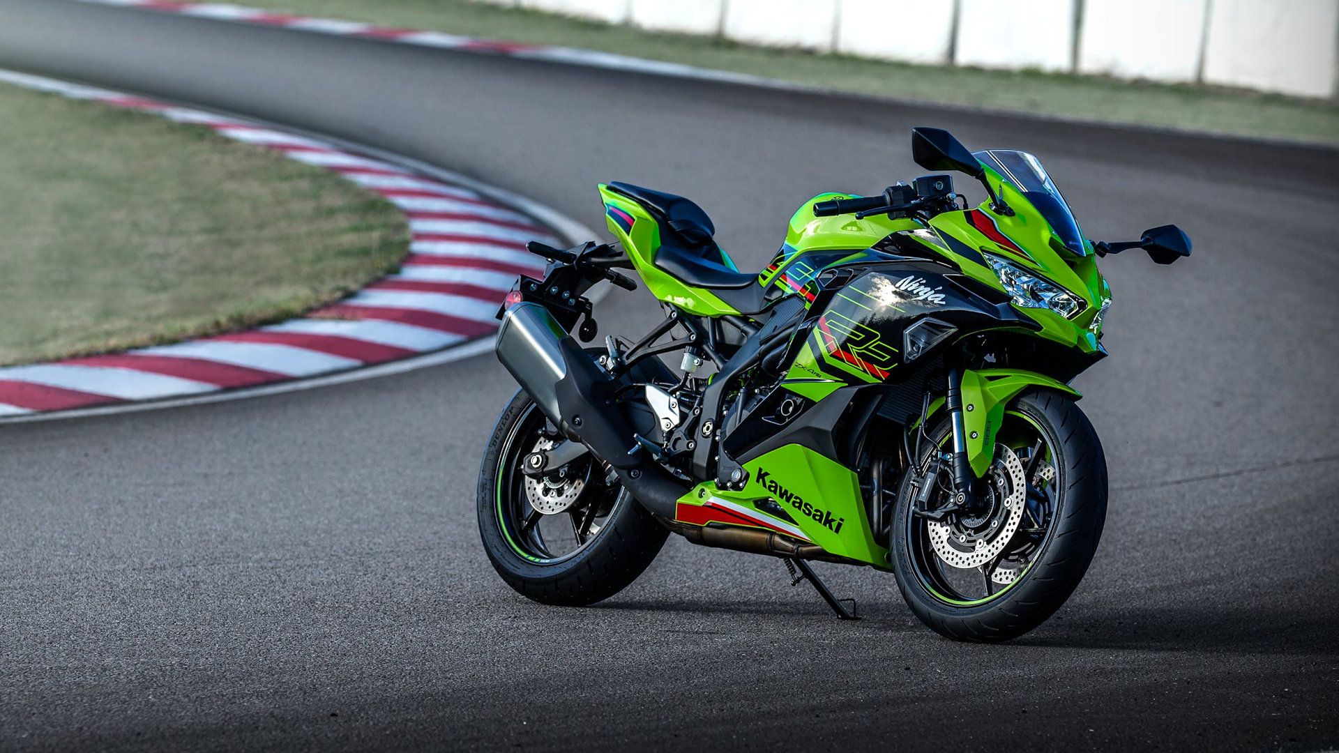 2023 Kawasaki Ninja ZX4RR Performance, Price, And Photos