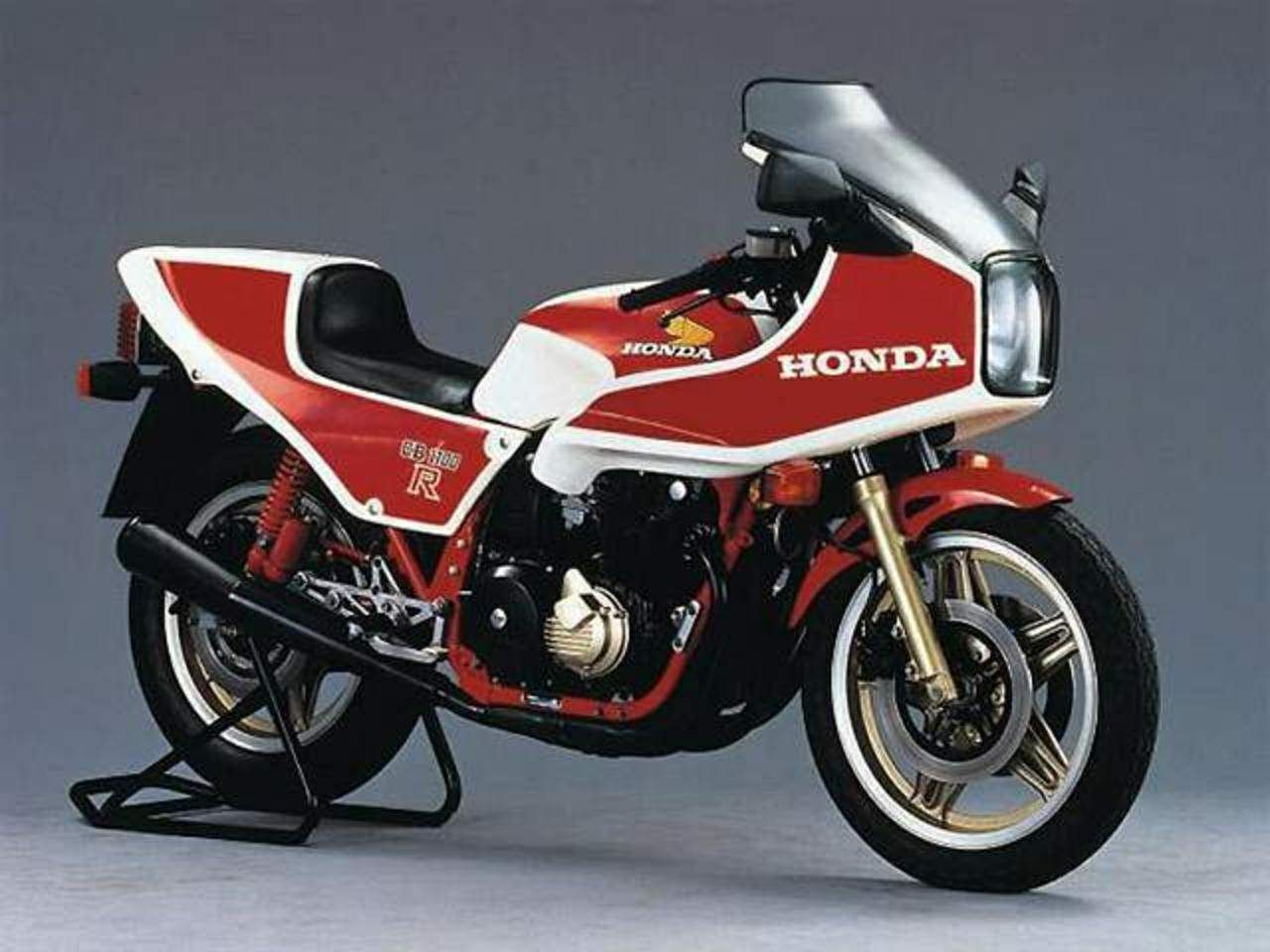Foto studio Honda CB1100R
