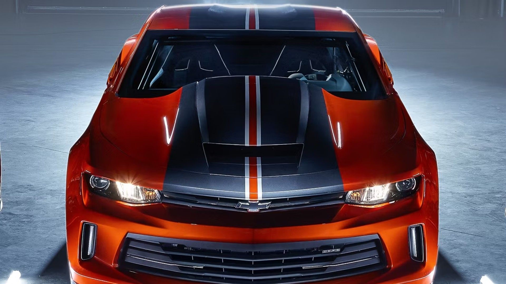 Chevrolet COPO Camaro oranye