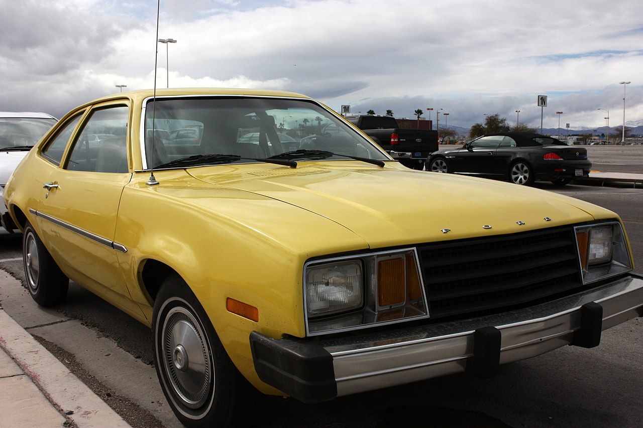 Ford Pinto 1979 amarelo 