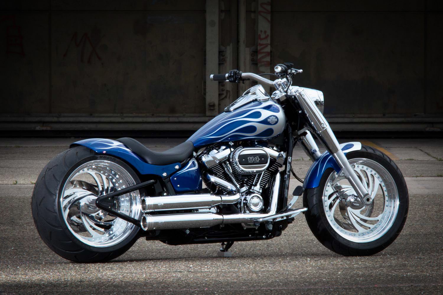 Custom Harley-Davidson Fat Boy Flamin' Blue 2