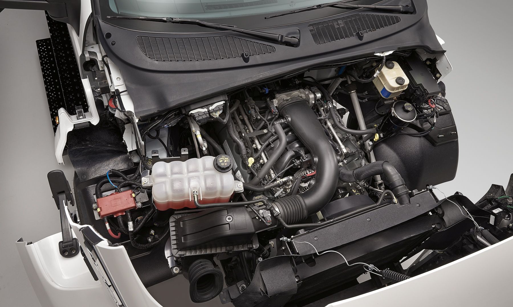 Foto Opsi Mesin Bensin untuk Ford F650 dan F750