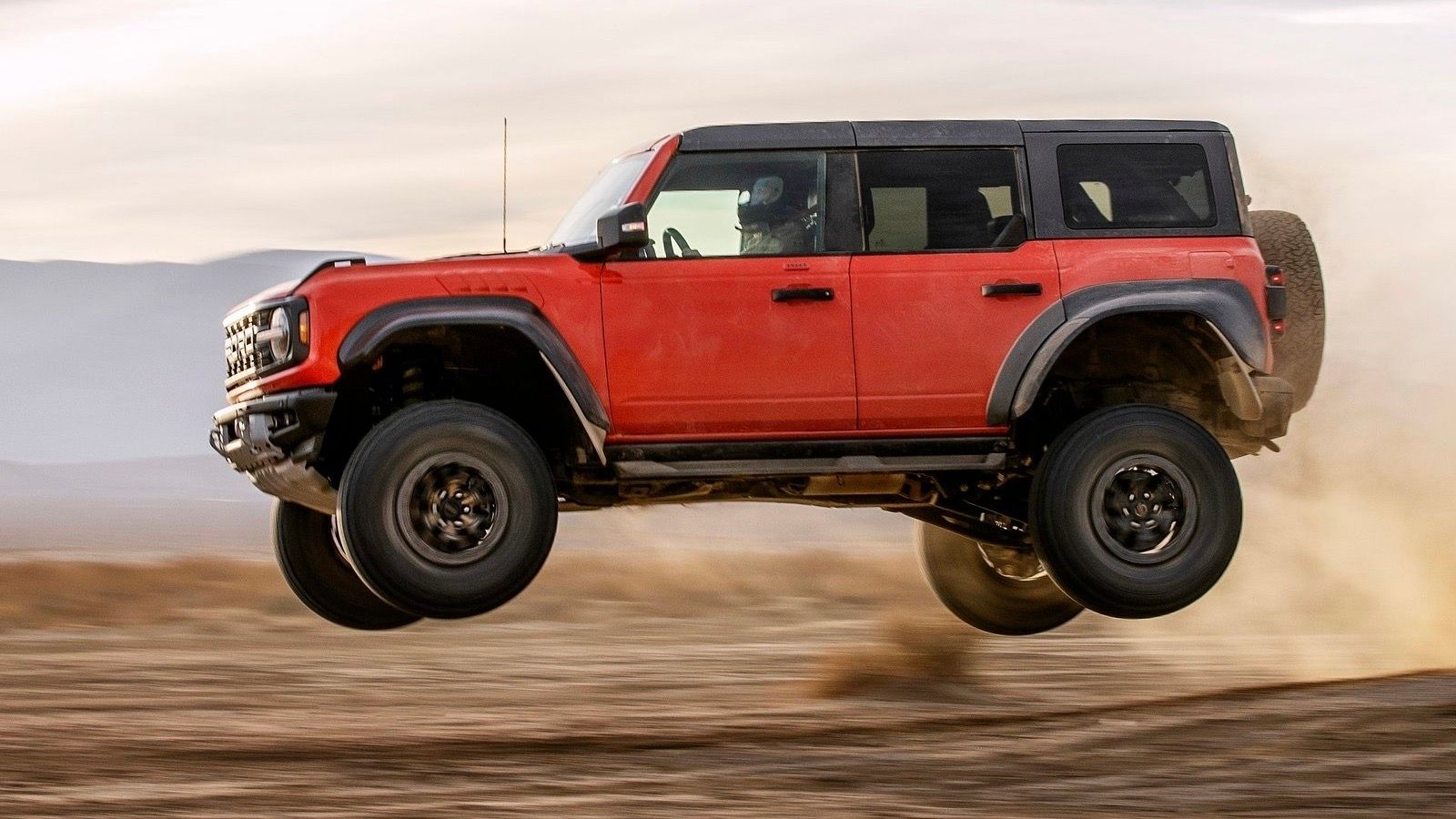 Ford-Bronco_Raptor-2022-1600-0d 2