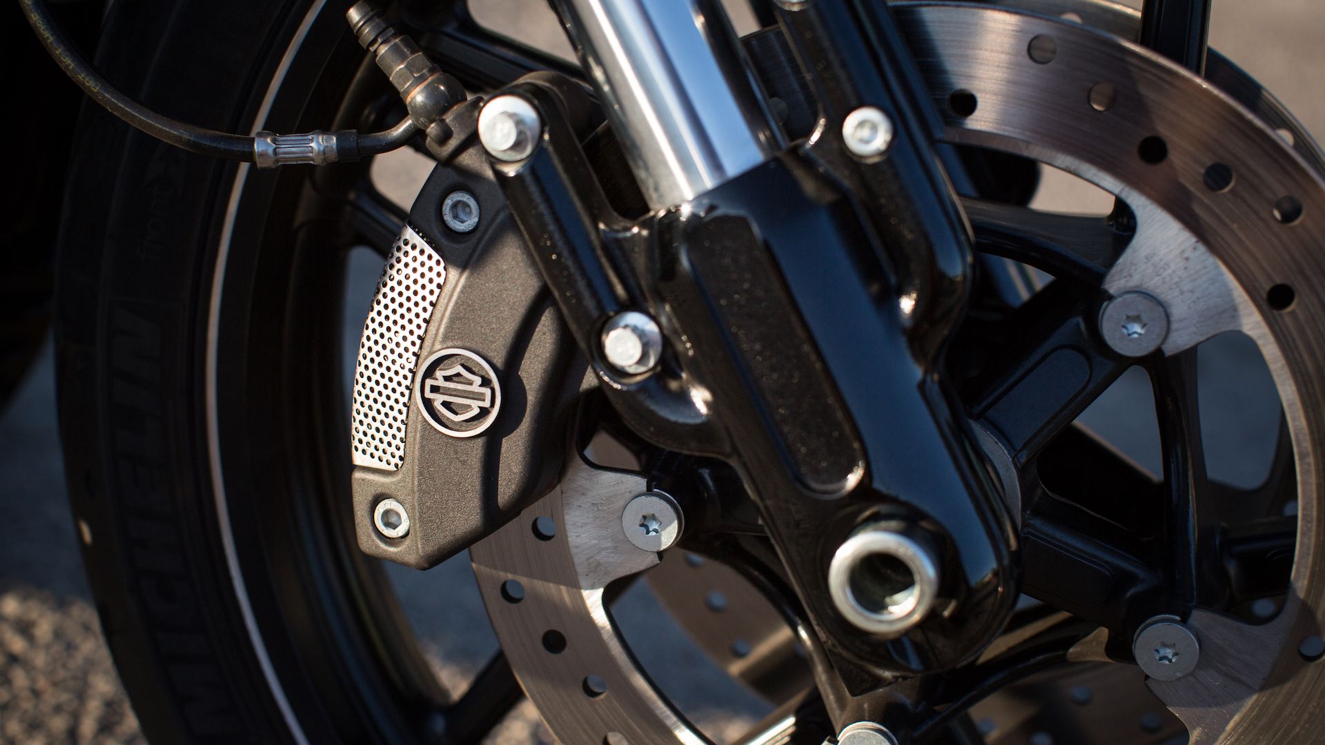 Harley-Davidson Night Rod Brakes