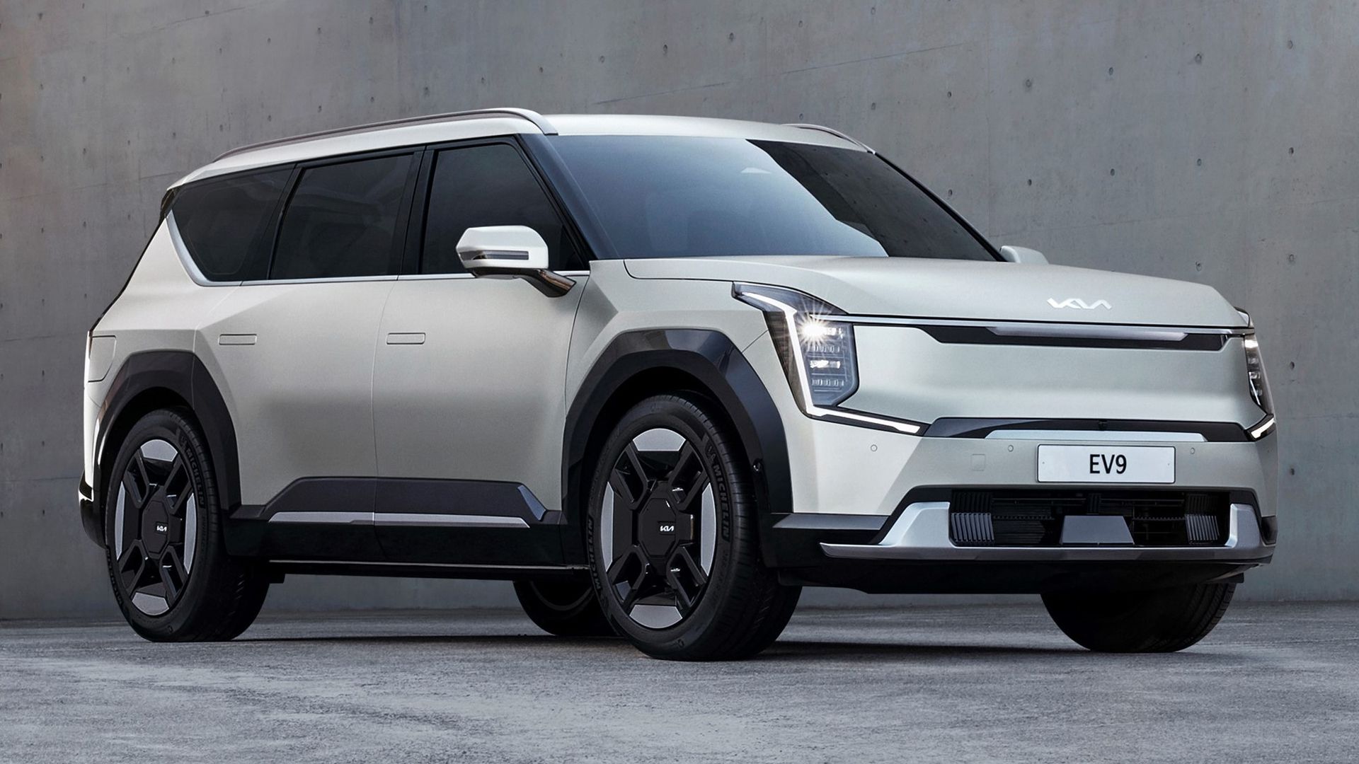 10 Reasons Why The New Kia EV9 Is A Solid Alternative To The Tesla Model X