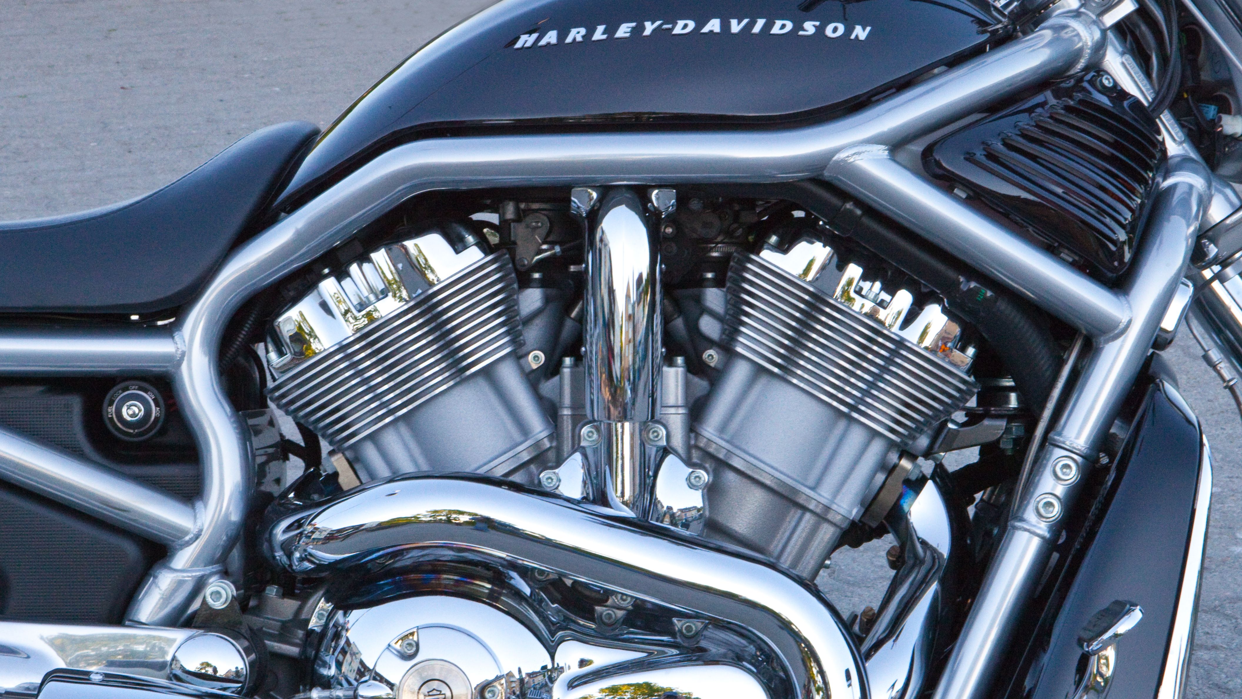 Motorcycle_engine harley davidson