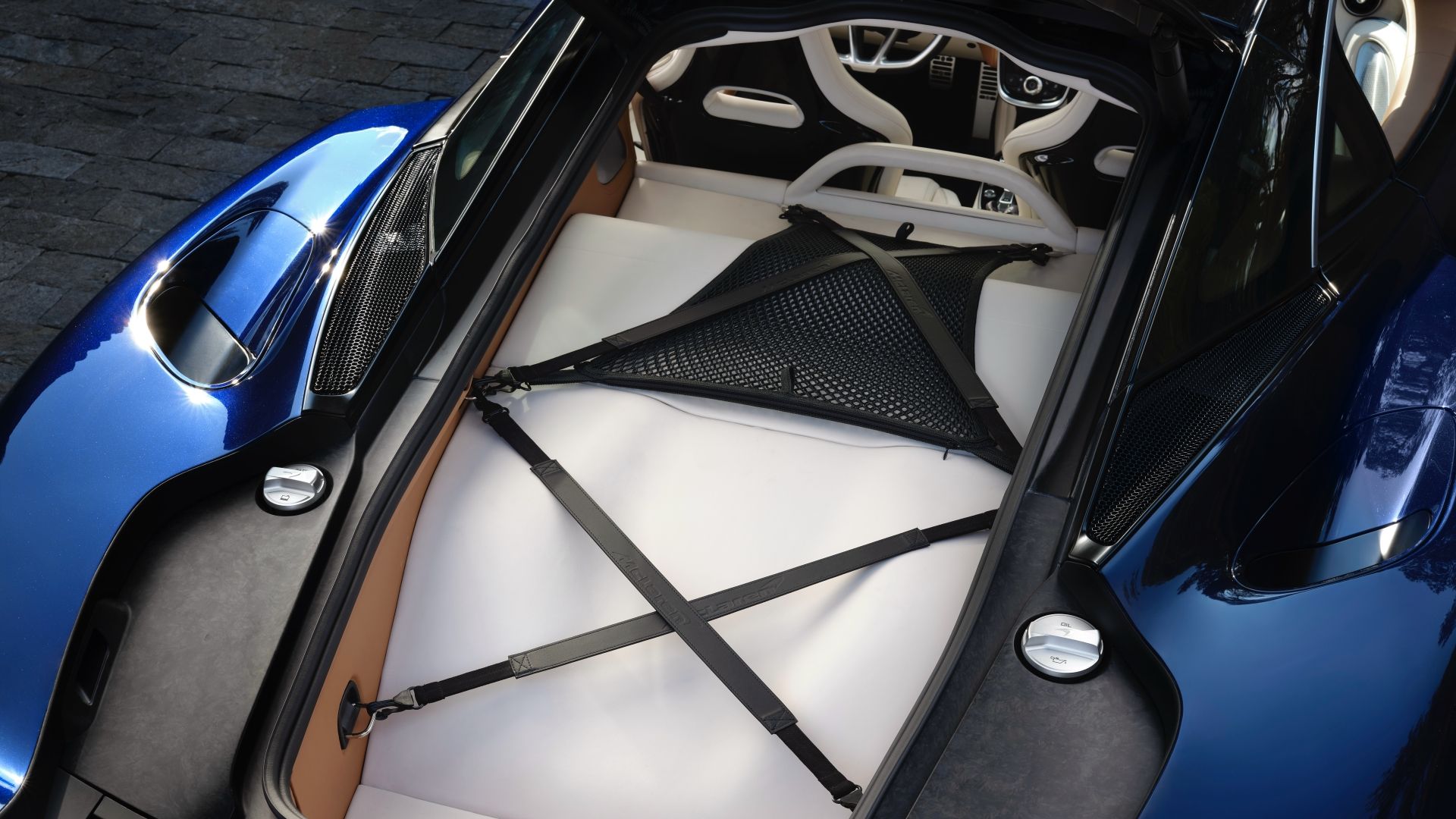 resize_Large-11439-McLarenGTGlobalTestDrive-NamakaBlue