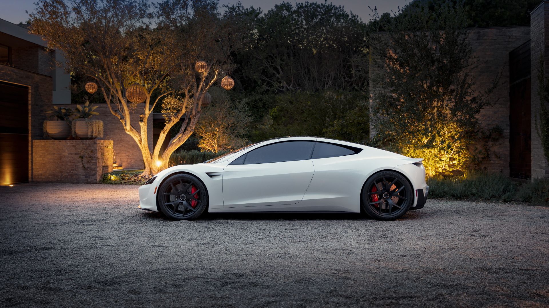 Tesla Roadster 2023 warna putih.