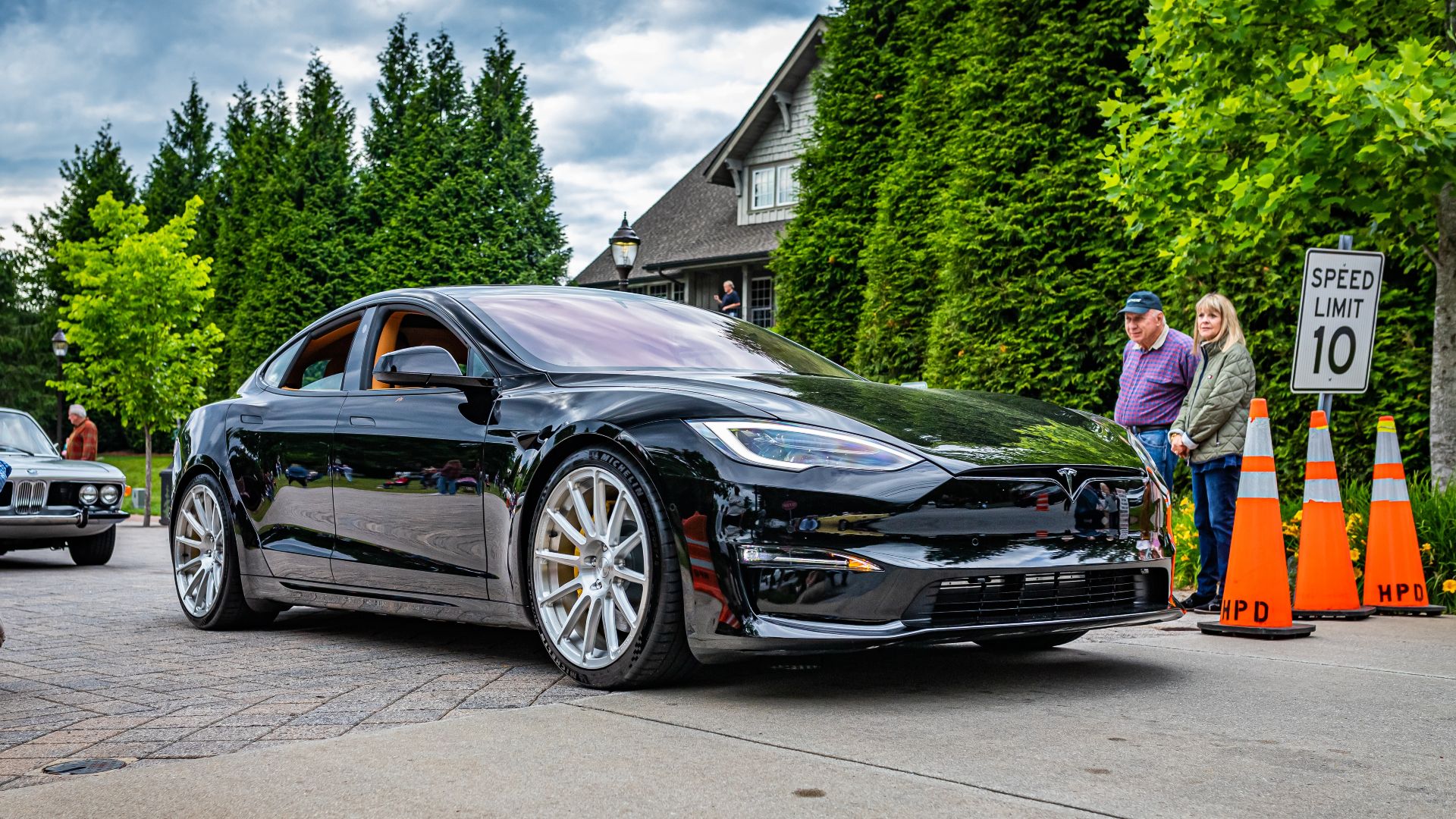 Tesla plaid store car