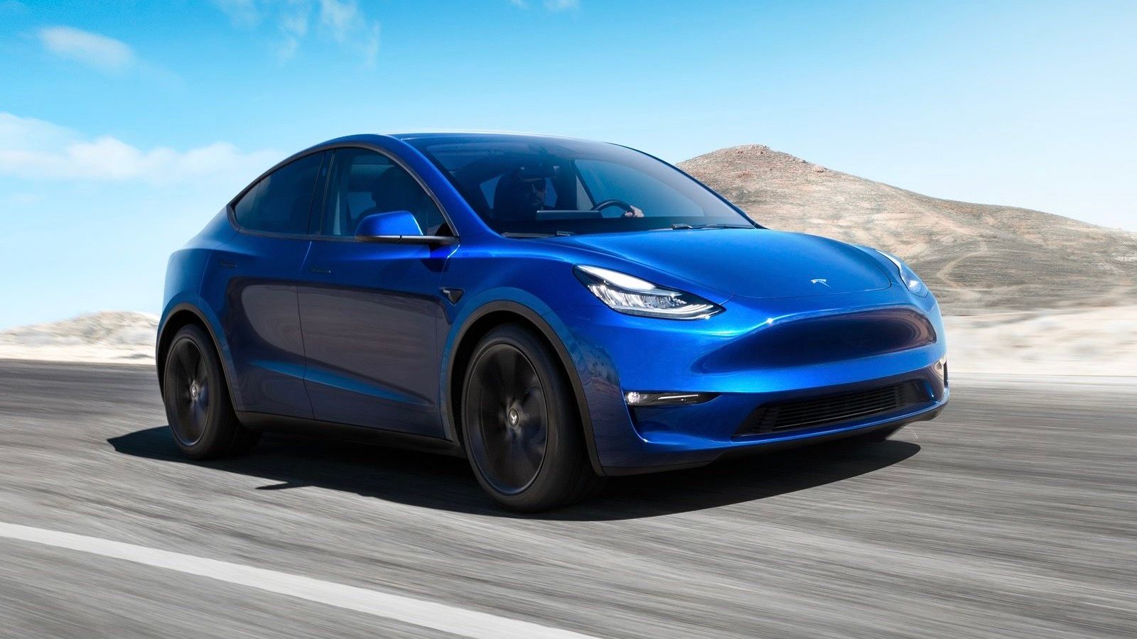 Tesla Model Y 2021 biru