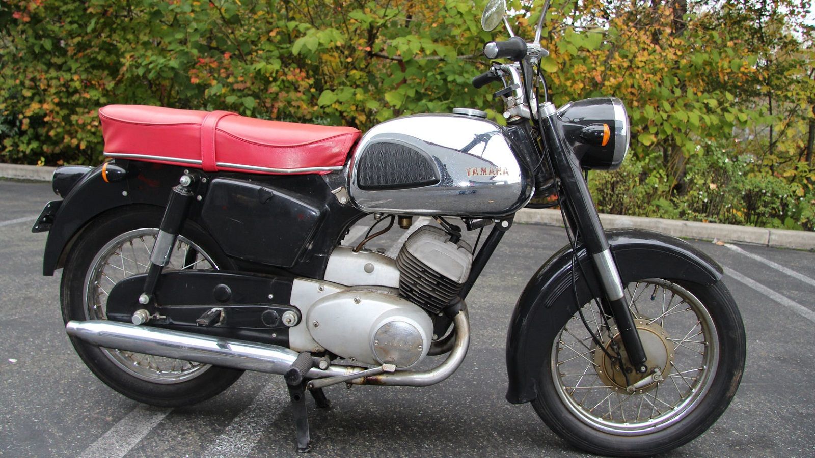 A parked 1959 Yamaha YD2