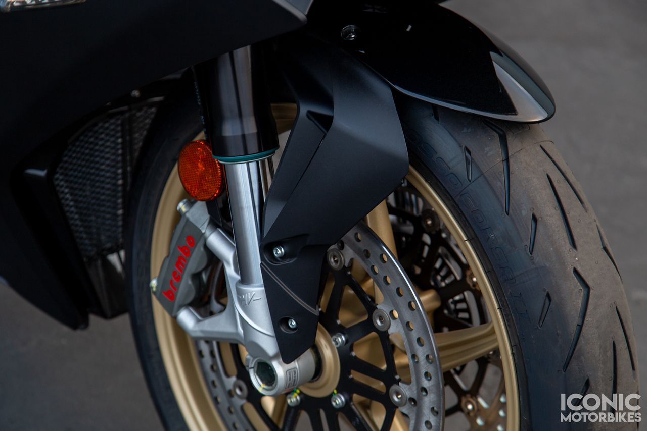 2020 MV Agusta Superveloce 800 Iconic 2