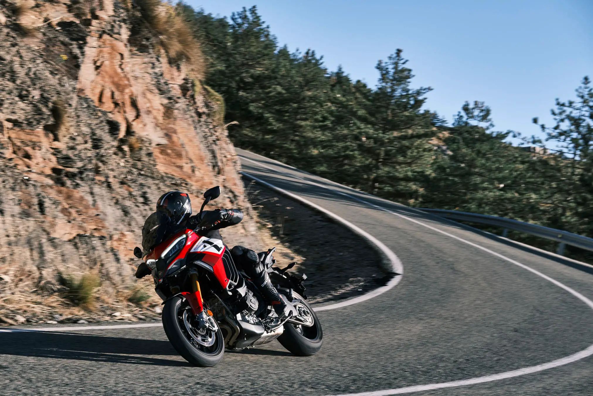 Top 10 Fastest Touring Motorcycles In 2023